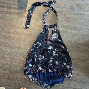 ASTR halter top, worn once! Size SM perfect cond.